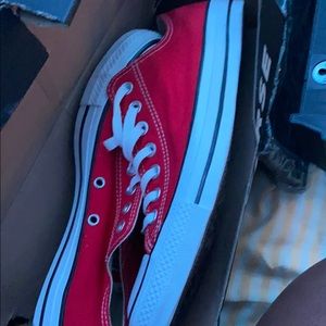 Red converses